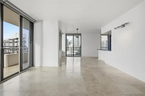 520 Brickell Key Drive Miami FL 33131