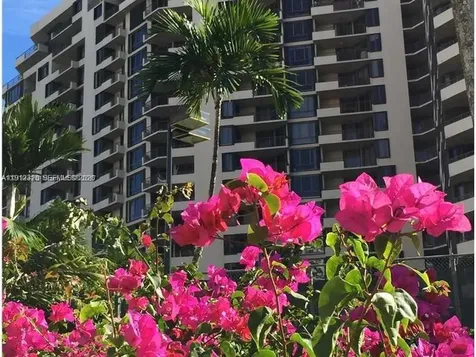 520 Brickell Key Drive Miami FL 33131