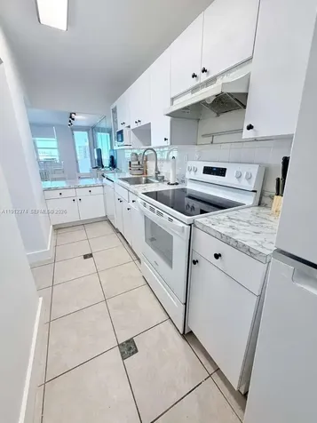 100 Lincoln Road Miami Beach FL 33139