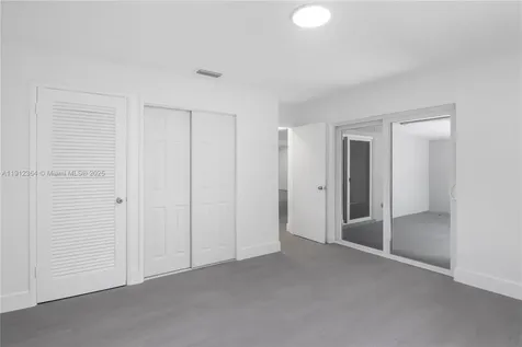 1750 NE 52nd Street Fort Lauderdale FL 33334