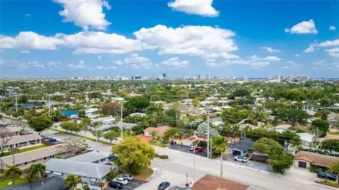 1750 NE 52nd Street Fort Lauderdale FL 33334
