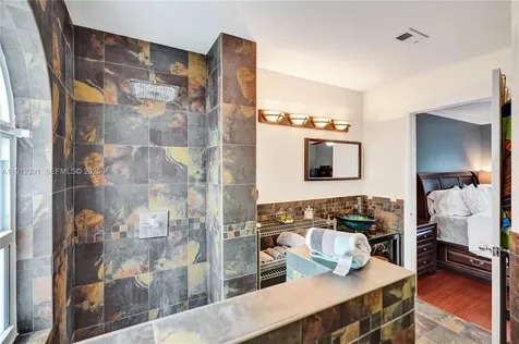 5633 NW 117th Avenue Coral Springs FL 33076
