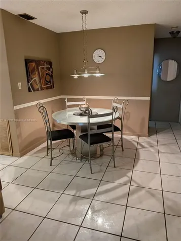 5706 NW 82nd Avenue Tamarac FL 33321