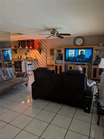 5706 NW 82nd Avenue Tamarac FL 33321