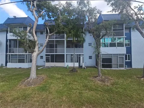 3190 Holiday Springs Boulevard Margate FL 33063