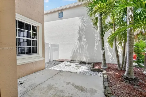 1579 Briar Oak Drive Royal Palm Beach FL 33411