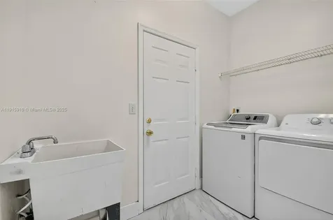 1579 Briar Oak Drive Royal Palm Beach FL 33411