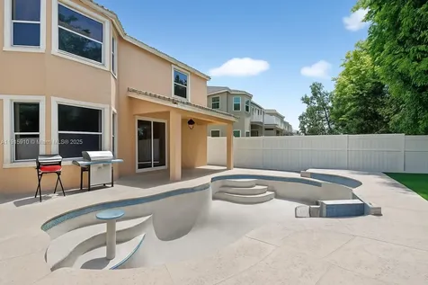 1579 Briar Oak Drive Royal Palm Beach FL 33411