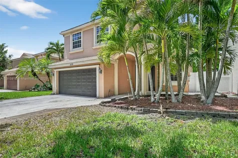 1579 Briar Oak Drive Royal Palm Beach FL 33411