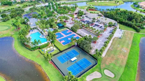 1579 Briar Oak Drive Royal Palm Beach FL 33411