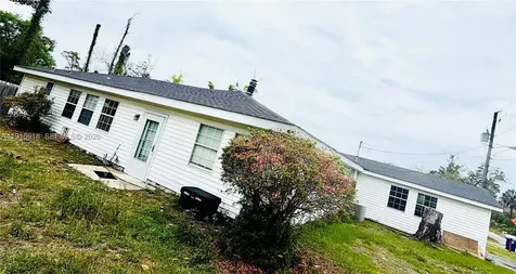 3900 W 17th Street Panama City FL 32401