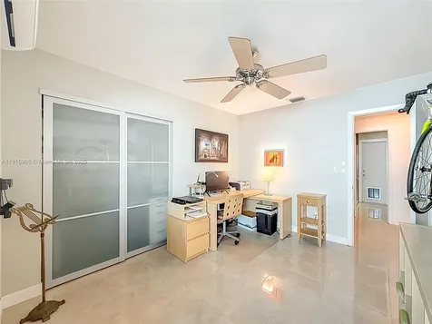 2321 NW 102nd Way Pembroke Pines FL 33026
