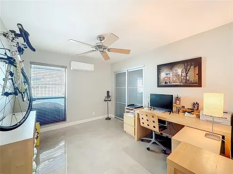 2321 NW 102nd Way Pembroke Pines FL 33026