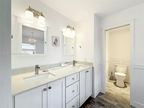 2321 NW 102nd Way Pembroke Pines FL 33026