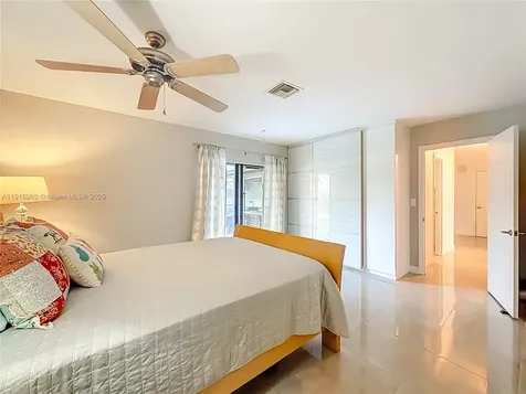 2321 NW 102nd Way Pembroke Pines FL 33026