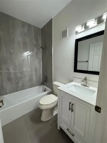10159 NW 43rd Terrace Doral FL 33178