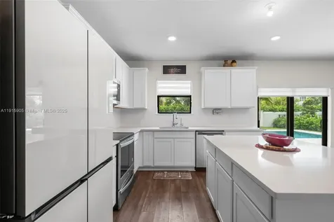 3142 Poinciana Street Lauderdale Lakes FL 33311