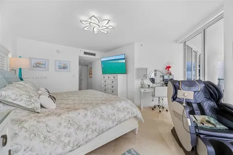 18671 Collins Avenue Sunny Isles Beach FL 33160