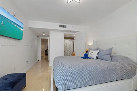 18671 Collins Avenue Sunny Isles Beach FL 33160
