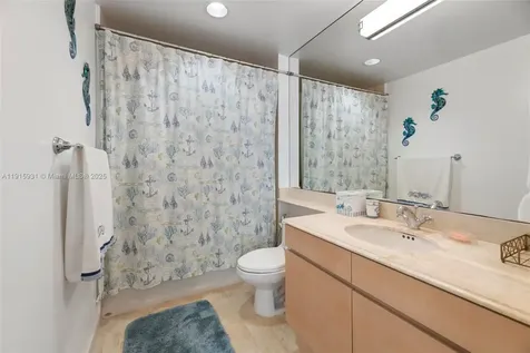 18671 Collins Avenue Sunny Isles Beach FL 33160