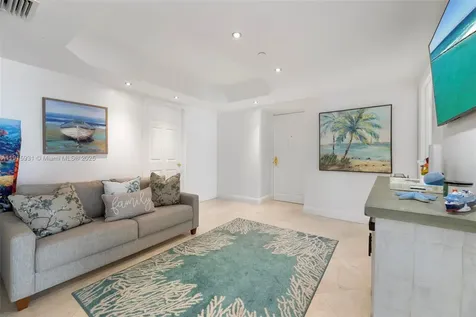 18671 Collins Avenue Sunny Isles Beach FL 33160
