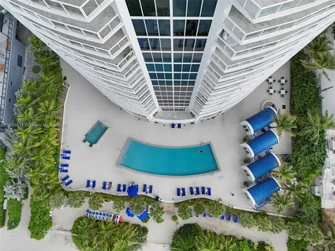 18671 Collins Avenue Sunny Isles Beach FL 33160
