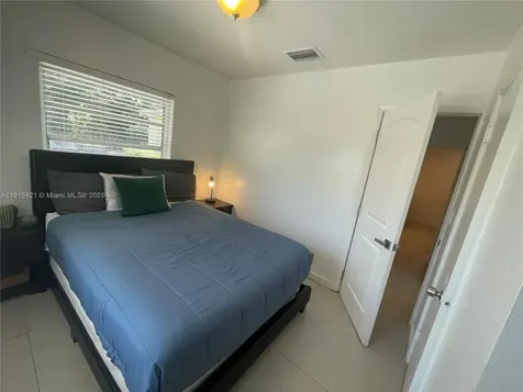 1211 NE 15th Avenue Fort Lauderdale FL 33304