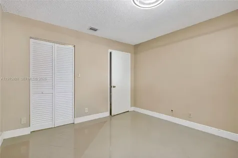 9407 SW 138th Place Miami FL 33186