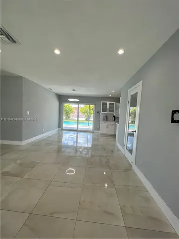 8700 SW 42nd Terrace Miami FL 33165