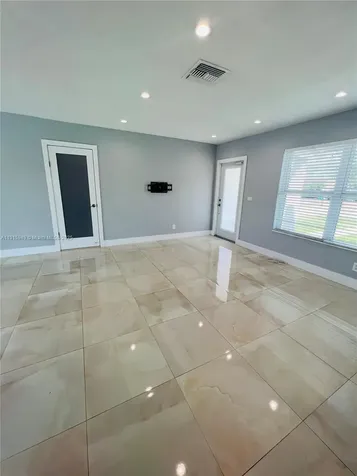 8700 SW 42nd Terrace Miami FL 33165