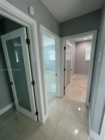 8700 SW 42nd Terrace Miami FL 33165