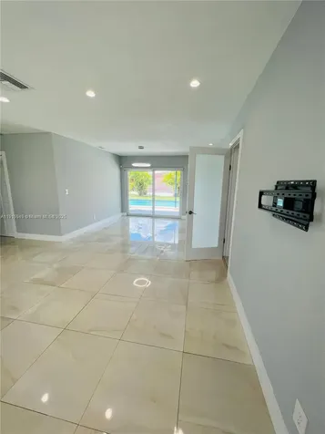 8700 SW 42nd Terrace Miami FL 33165
