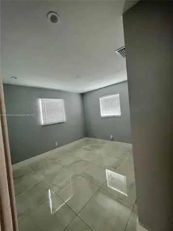 8700 SW 42nd Terrace Miami FL 33165