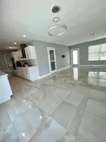 8700 SW 42nd Terrace Miami FL 33165