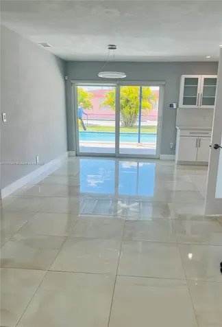 8700 SW 42nd Terrace Miami FL 33165