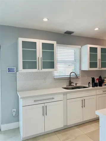 8700 SW 42nd Terrace Miami FL 33165