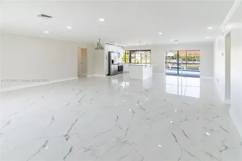 3405 SE 16th Place Cape Coral FL 33904