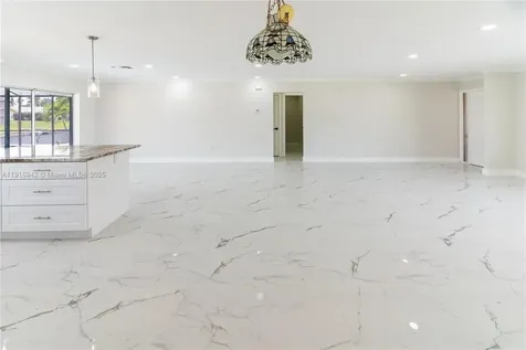 3405 SE 16th Place Cape Coral FL 33904