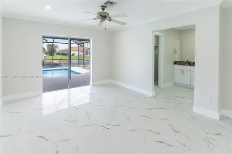 3405 SE 16th Place Cape Coral FL 33904