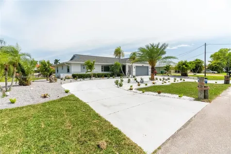 3405 SE 16th Place Cape Coral FL 33904