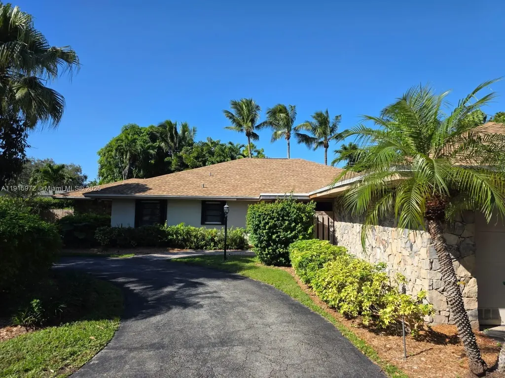 15804 SW 82nd Court Palmetto Bay FL 33157