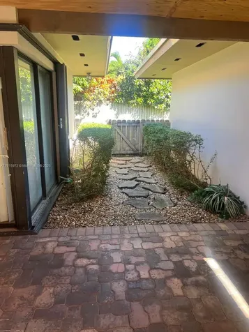 15804 SW 82nd Court Palmetto Bay FL 33157