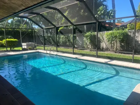 15804 SW 82nd Court Palmetto Bay FL 33157