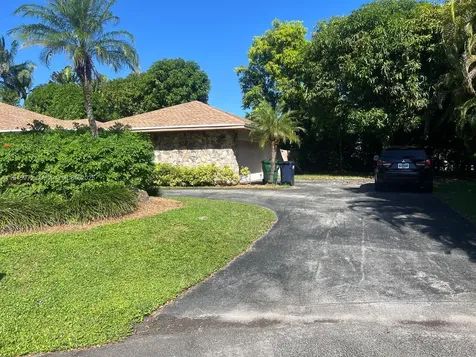 15804 SW 82nd Court Palmetto Bay FL 33157