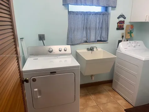 15804 SW 82nd Court Palmetto Bay FL 33157
