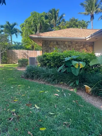 15804 SW 82nd Court Palmetto Bay FL 33157