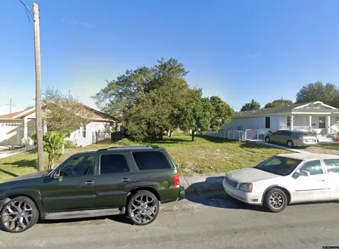 913 14th Street West Palm Beach FL 33401