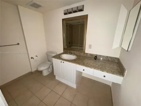 19501 W Country Club Drive Aventura FL 33180