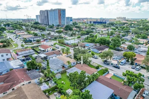 11239 SW 5th Terrace Sweetwater FL 33174