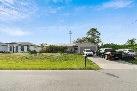 302 Floyd Avenue S Naples FL 33976